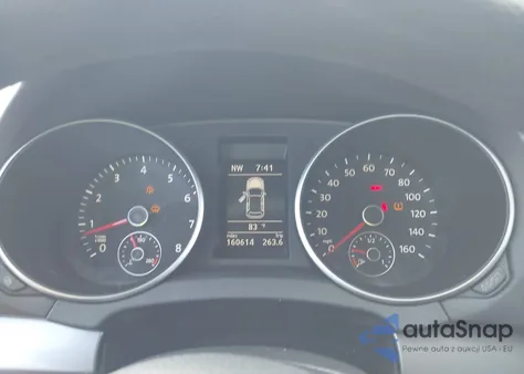 2011 Volkswagen Golf 2.5L 2-Door z USA, uszkodzony, nr VIN WVWAA7AJ6BW256404